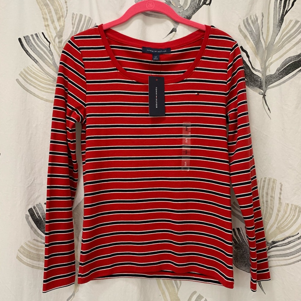 NWT women’s Tommy Hilfiger long sleeve stripe S